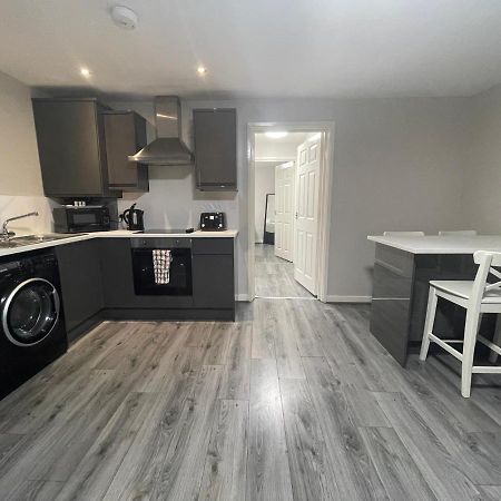 Mays Apartments - 147-153 Mill Street, Free Parking, 5 Minute Walk To Baltic Market And City Centre - Apartments Sleep 1-6 Guests Liverpool Eksteriør bilde