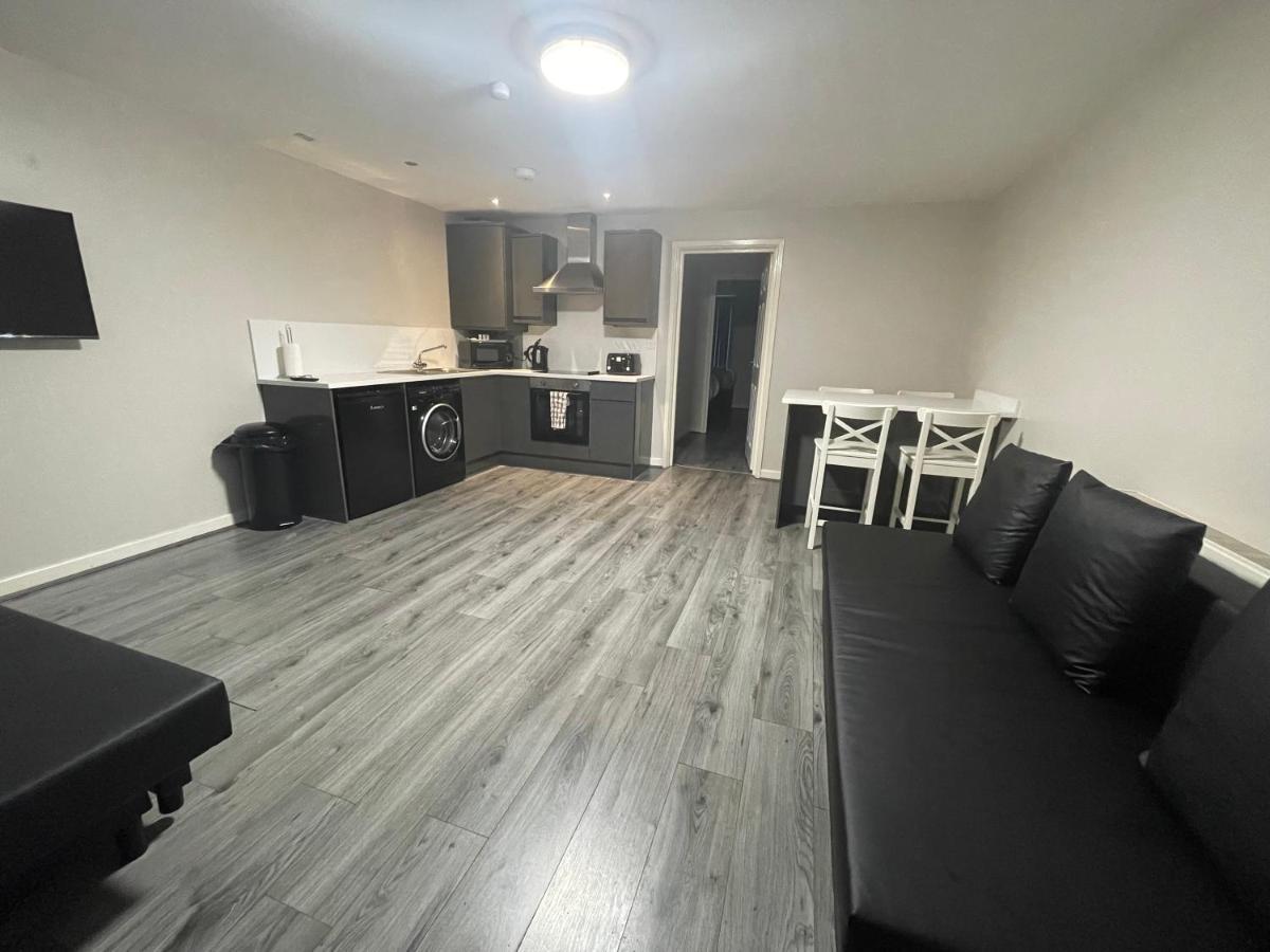 Mays Apartments - 147-153 Mill Street, Free Parking, 5 Minute Walk To Baltic Market And City Centre - Apartments Sleep 1-6 Guests Liverpool Eksteriør bilde